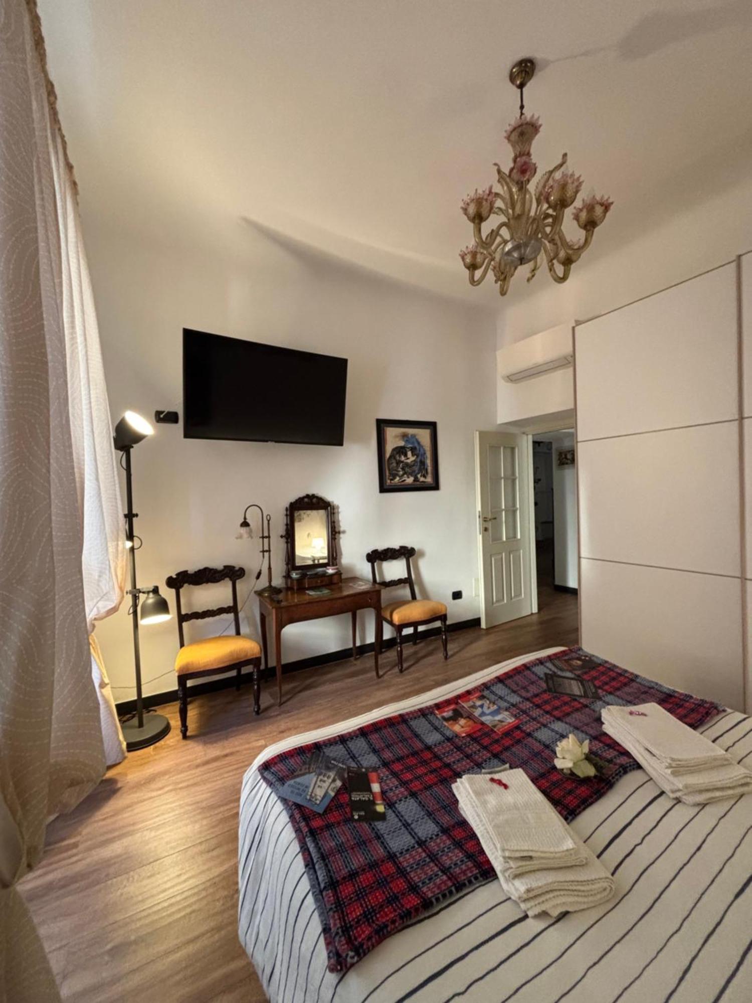 Apartamento Colombo House E L'Isola Che Non C'E Génova Exterior foto